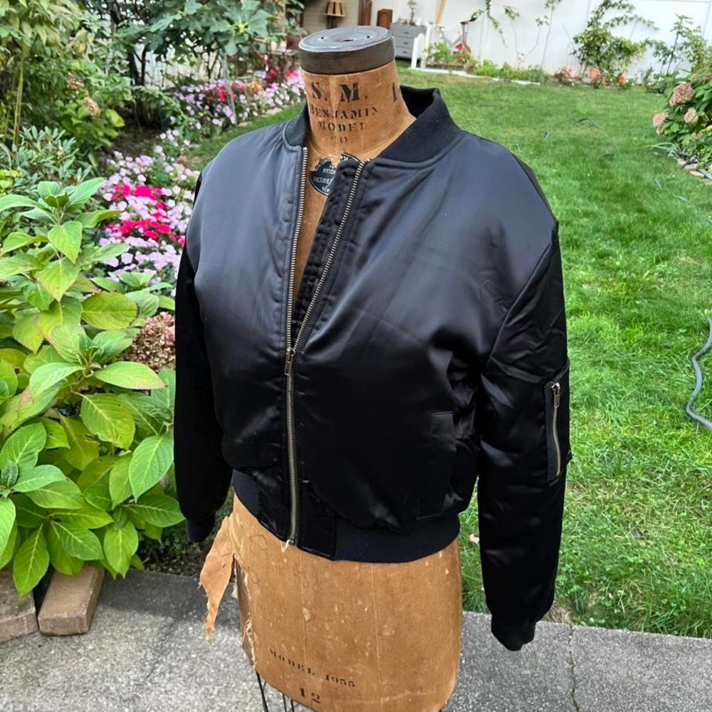 Seek The Label Women Black Bomber Jacket Satin Lace Up Back Grunge Goth Y2K Sz S